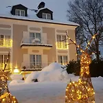 The Little Guesthouse